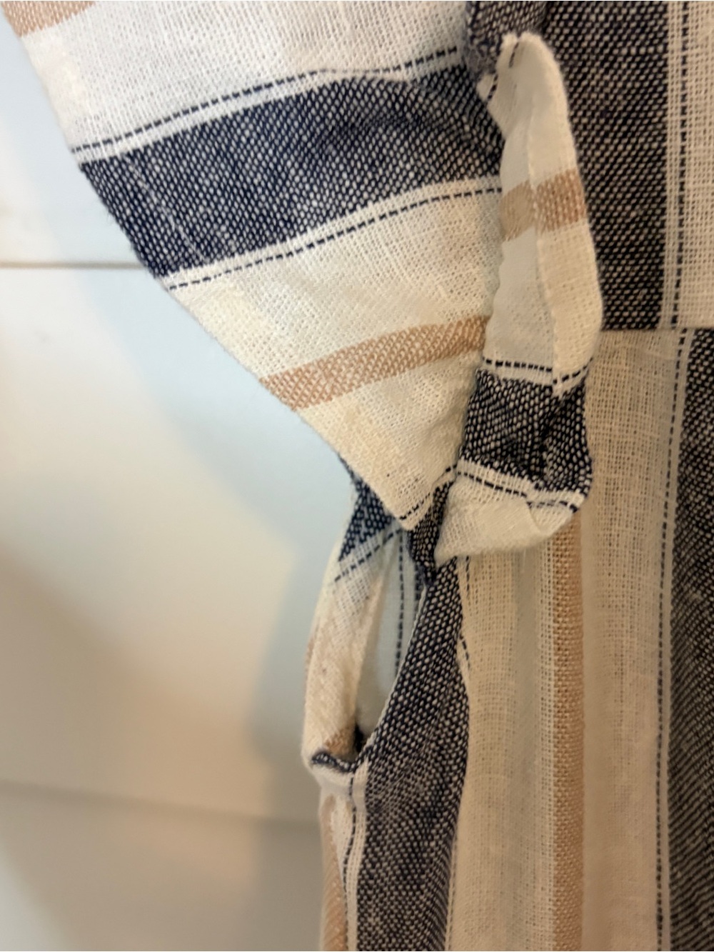 Cynthia Rowley Striped Top in Navy, Cream & Tan. Linen Blend. - Picture 4 of 10